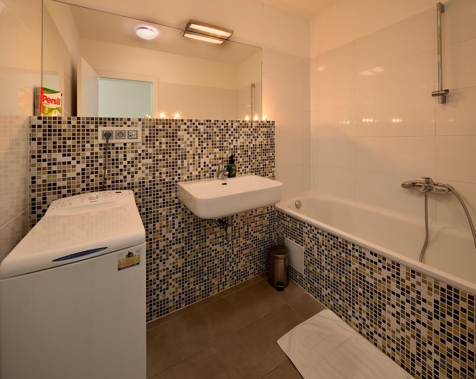Ambiente Serviced Apartments - Dunajska Bratislava Phòng bức ảnh