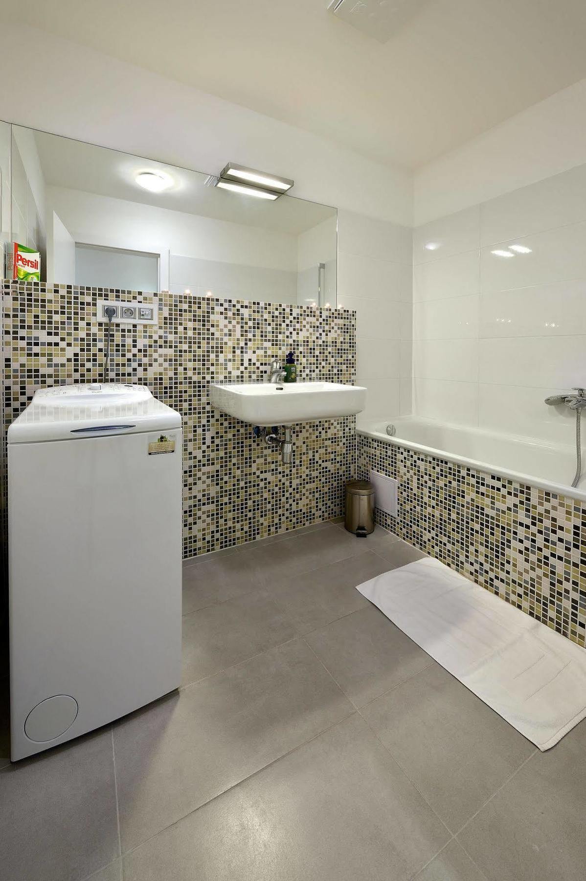 Ambiente Serviced Apartments - Dunajska Bratislava Ngoại thất bức ảnh