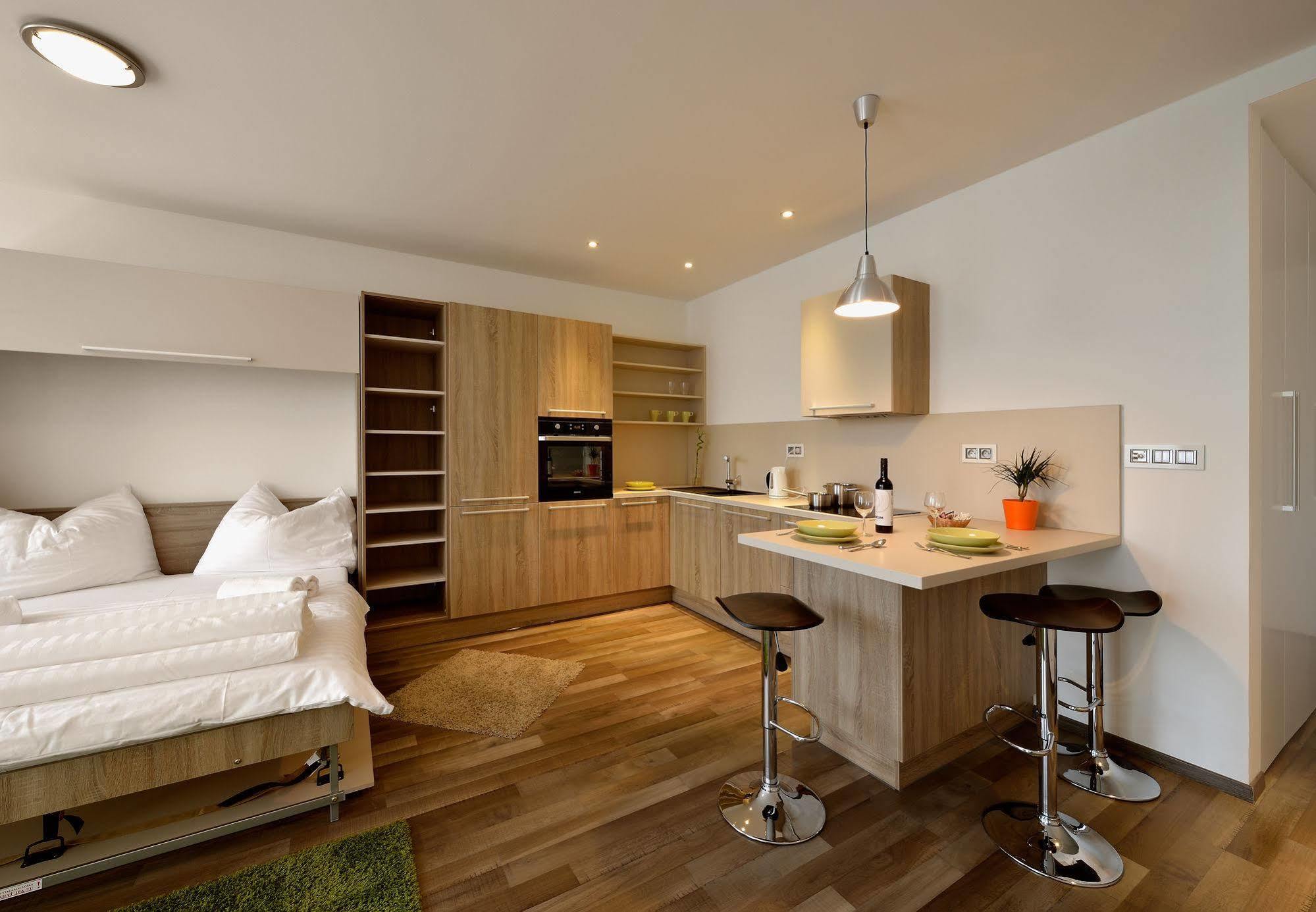 Ambiente Serviced Apartments - Dunajska Bratislava Ngoại thất bức ảnh